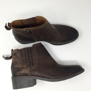 Sperry Chelsea Boots